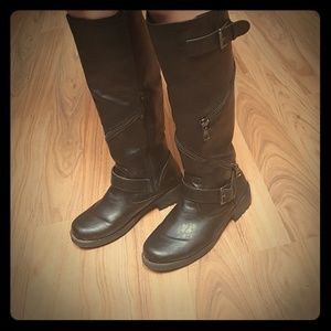 MOSSIMO Boots